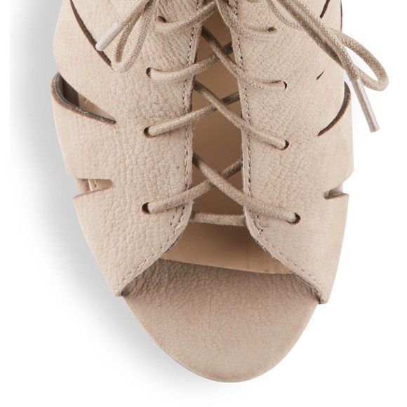 Vince Camuto Estie 9 Heels Taupe Beige Open Toe - Picture 4 of 8